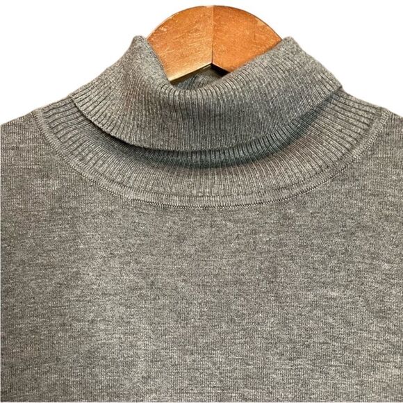 3 for $30! French connection grey turtle neck sweater - Picture 2 of 11